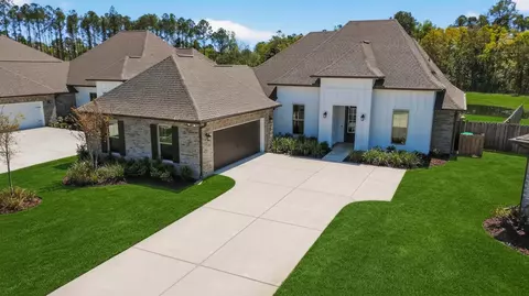 Exterior - 120 Lumen Loop, Freeport, FL 32439 photo 11 of 16