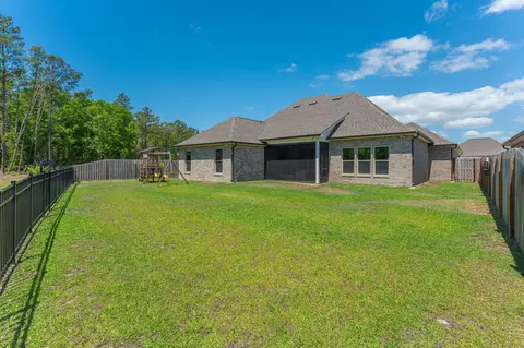 Exterior - 120 Lumen Loop, Freeport, FL 32439 photo 7 of 16