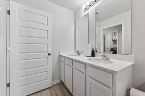 Entry Way - 2808 Tallgrass Ct, Crestview, FL 32536 photo 14 of 14