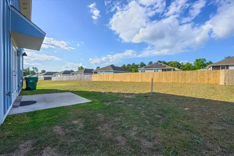 Exterior - 2808 Tallgrass Ct, Crestview, FL 32536 photo 5 of 11
