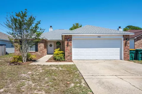 782 Pearl Sand Dr, Mary Esther, FL 32569