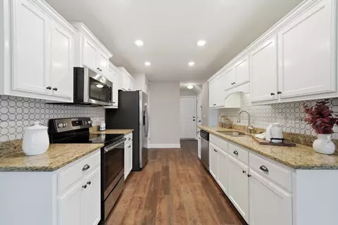 1885 Natures Way, Gulf Breeze, FL 32563