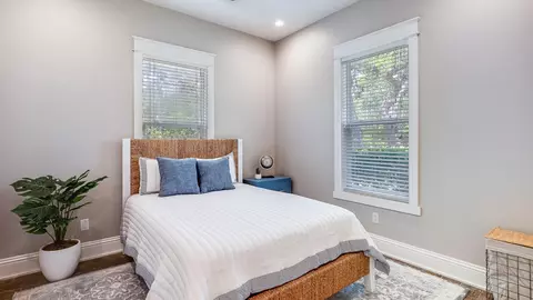 Bedroom - 490 Red Barn Rd, Freeport, FL 32439 photo 7 of 11