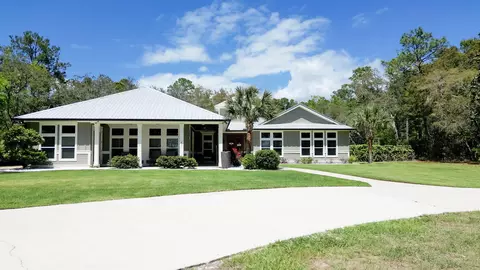 Exterior - 490 Red Barn Rd, Freeport, FL 32439 photo 6 of 14