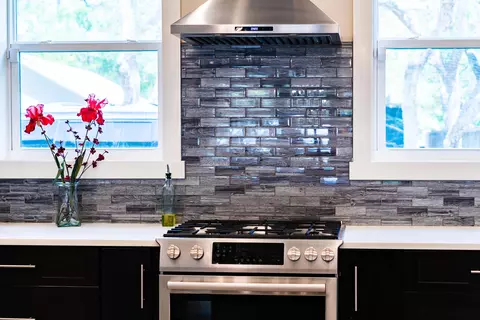 Kitchen - 490 Red Barn Rd, Freeport, FL 32439 photo 7 of 8