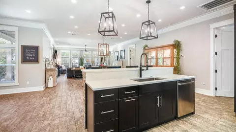 Kitchen - 490 Red Barn Rd, Freeport, FL 32439 photo 6 of 8