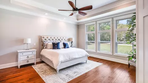 Bedroom - 490 Red Barn Rd, Freeport, FL 32439 photo 8 of 11