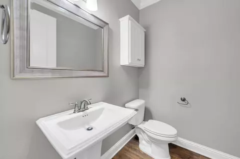 Bath - 48 Oaktree Blvd, Freeport, FL 32439 photo 4 of 4