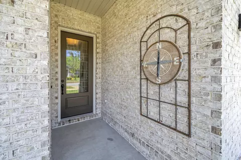 Entry Way - 48 Oaktree Blvd, Freeport, FL 32439 photo 1 of 5
