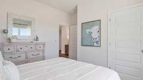 Bedroom - 4710 Marine Loop, Crestview, FL 32539 photo 7 of 13