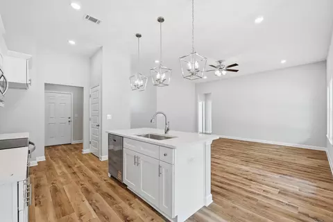 6120 Mildreds Way, Crestview, FL 32539 photo 11
