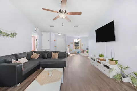 Other - 404 Bobby Dr, Crestview, FL 32536 photo 1 of 10