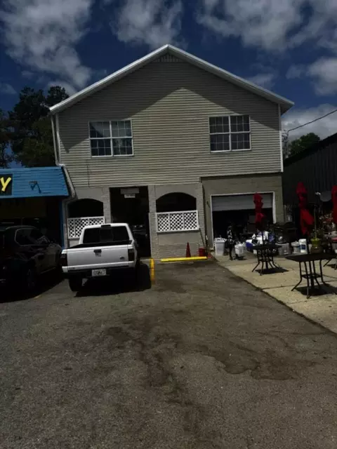 613 James Lee Rd, Fort Walton Beach, FL 32547
