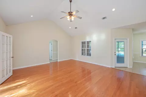 Living - 5552 Frontier Dr, Crestview, FL 32536 photo 1 of 5