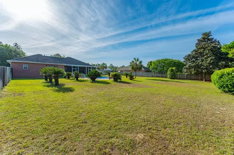 Exterior - 5552 Frontier Dr, Crestview, FL 32536 photo 13 of 15