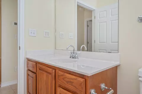 Bath - 5552 Frontier Dr, Crestview, FL 32536 photo 6 of 7