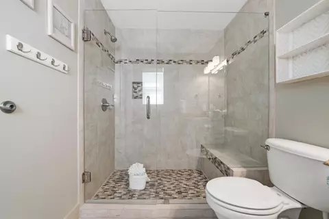 Bath - 30 Windancer Ln, Miramar Beach, FL 32550 photo 6 of 6