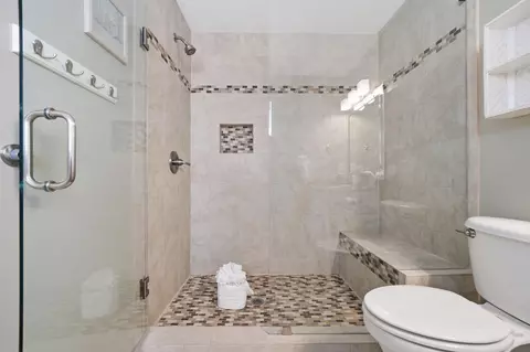 Bath - 30 Windancer Ln, Miramar Beach, FL 32550 photo 5 of 6