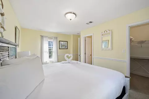 Bedroom - 30 Windancer Ln, Miramar Beach, FL 32550 photo 6 of 11