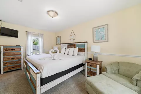Bedroom - 30 Windancer Ln, Miramar Beach, FL 32550 photo 4 of 11