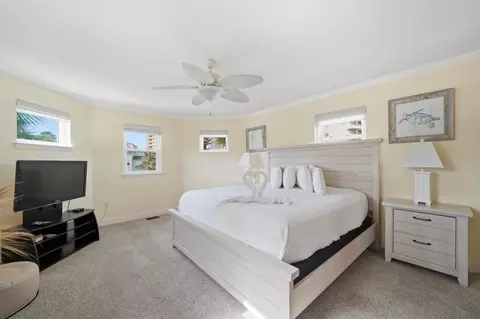 Bedroom - 30 Windancer Ln, Miramar Beach, FL 32550 photo 8 of 11