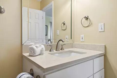 Bath - 30 Windancer Ln, Miramar Beach, FL 32550 photo 1 of 6
