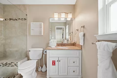 Bath - 30 Windancer Ln, Miramar Beach, FL 32550 photo 3 of 6