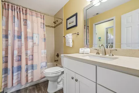 Bath - 30 Windancer Ln, Miramar Beach, FL 32550 photo 2 of 6