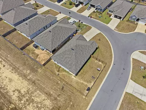 View/Area - 125 Blooming Cv, Crestview, FL 32539 photo 3 of 6