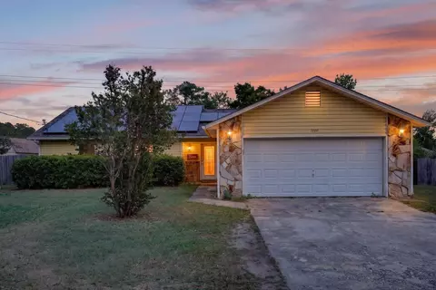1220 Lexie Dr, Crestview, FL 32536