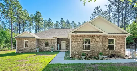6269 Possum Ridge Rd, Crestview, FL 32539