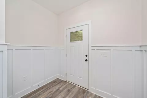 Entry Way - 6269 Possum Ridge Rd, Crestview, FL 32539 photo 1 of 3