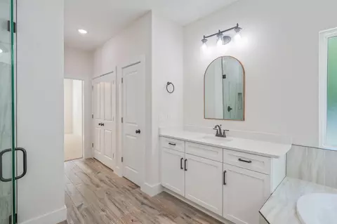 Entry Way - 6269 Possum Ridge Rd, Crestview, FL 32539 photo 3 of 3
