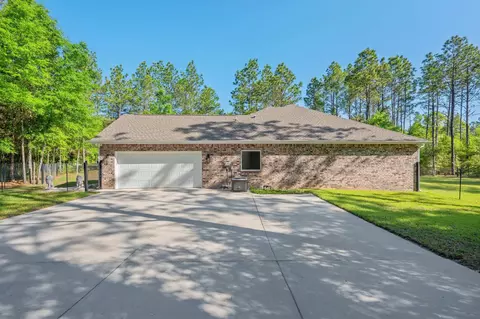 Exterior - 6269 Possum Ridge Rd, Crestview, FL 32539 photo 4 of 11