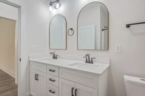 Bath - 6269 Possum Ridge Rd, Crestview, FL 32539 photo 6 of 8