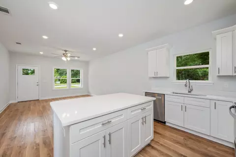 Other - 740 E Chestnut Ave, Crestview, FL 32539 photo 1 of 4