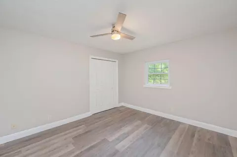 Bedroom - 165 Smith St, Crestview, FL 32539 photo 3 of 5