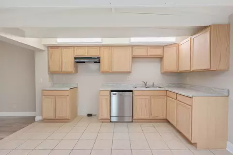 Kitchen - 165 Smith St, Crestview, FL 32539 photo 1 of 2