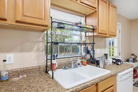 750 Mayflower Ave, Fort Walton Beach, FL 32547
