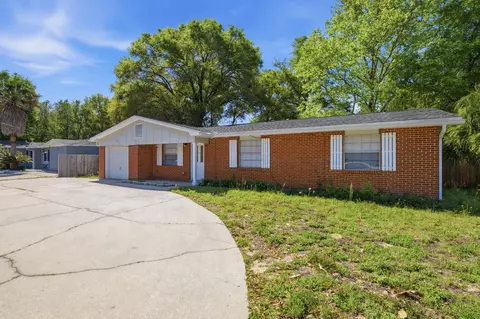 750 Mayflower Ave, Fort Walton Beach, FL 32547