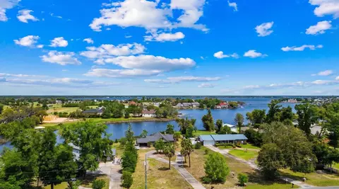 1803 E 9th St, Lynn Haven, FL 32444
