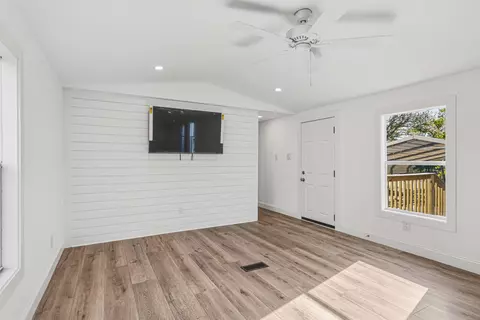 4249 Barlow Rd, Crestview, FL 32536 photo 8