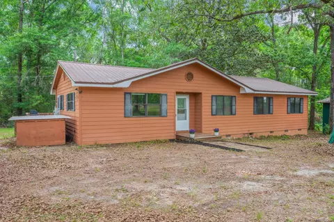 1879 State Hwy 2, Westville, FL 32464