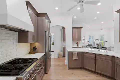 Kitchen - 792 N Indigo Loop, Miramar Beach, FL 32550 photo 2 of 3