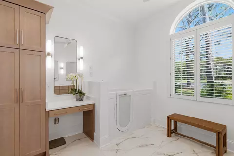 Bath - 792 N Indigo Loop, Miramar Beach, FL 32550 photo 4 of 4