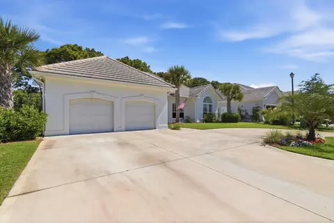 Exterior - 792 N Indigo Loop, Miramar Beach, FL 32550 photo 5 of 9