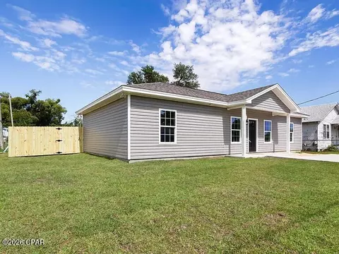 3215 E 2nd, Panama City, FL 32401