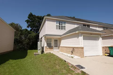 984 Scenic Oak Ln, Fort Walton Beach, FL 32547