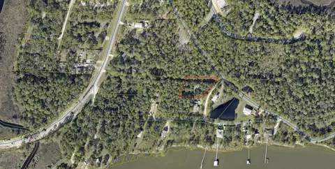 117 Alden Ln, Freeport, FL 32439