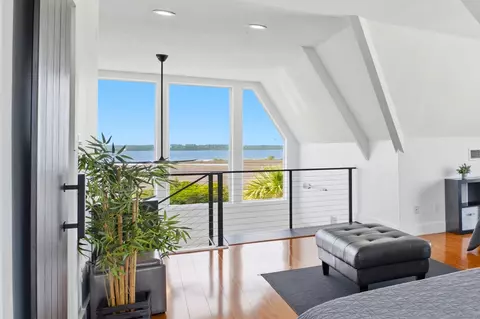 7937 White Sands Blvd, Navarre, FL 32566